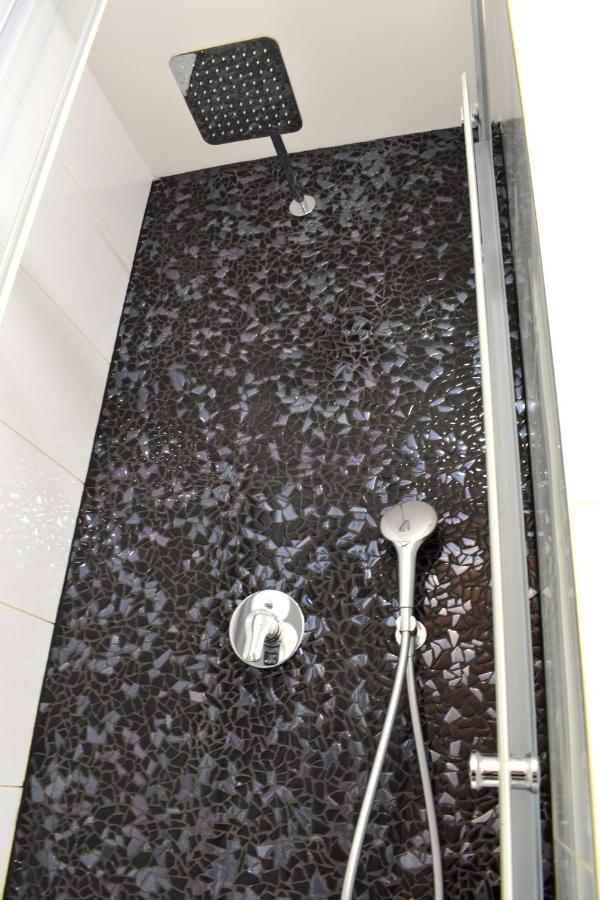 Lovely Apartment In Center פראג מראה חיצוני תמונה