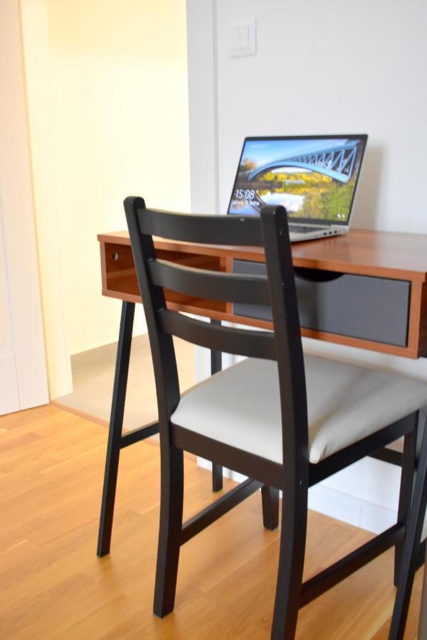 Lovely Apartment In Center פראג מראה חיצוני תמונה